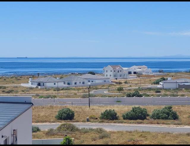 LAND FOR SALE IN DA GAMA BAY